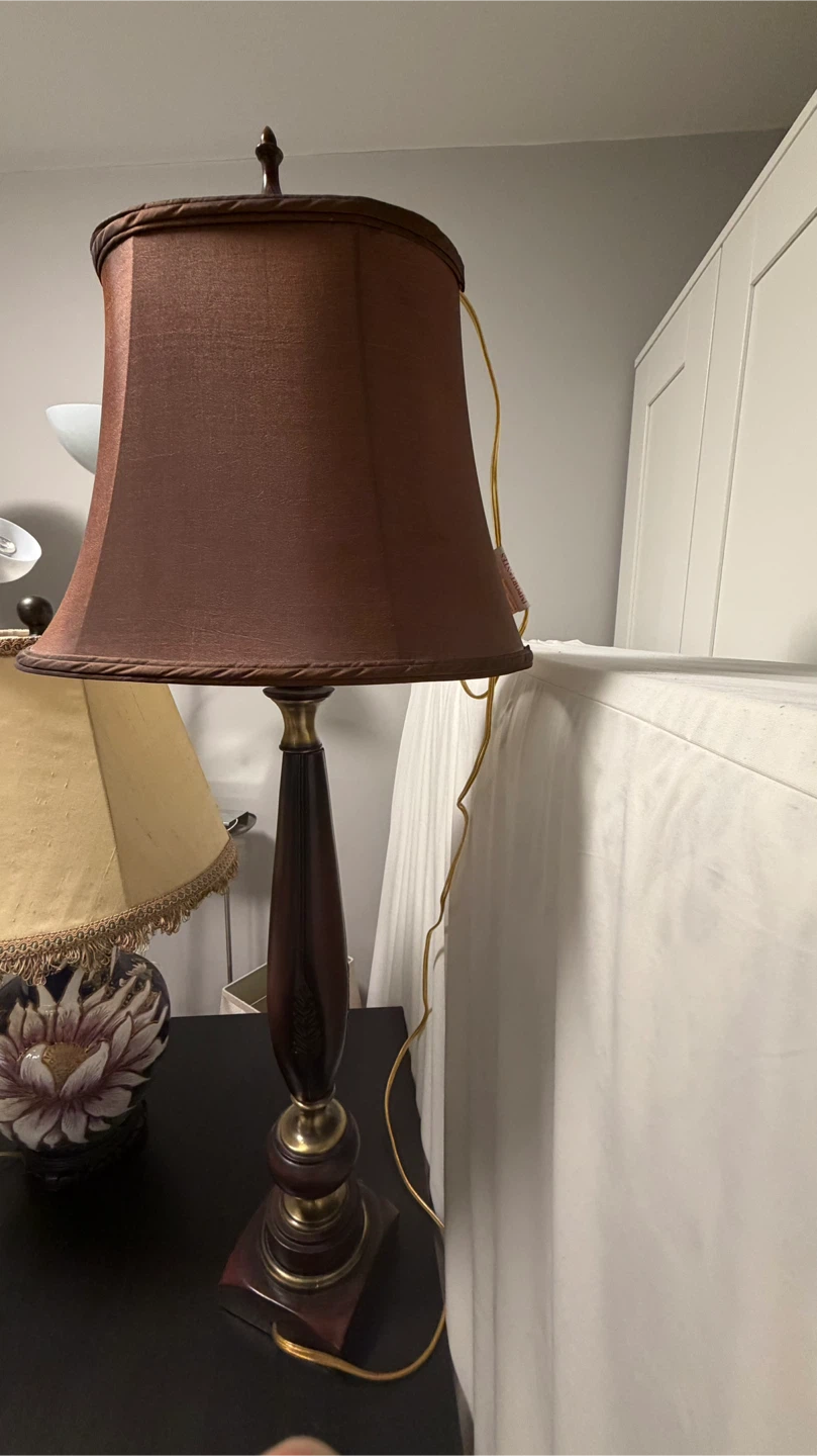 Wood vintage tall table lamp - photo 2