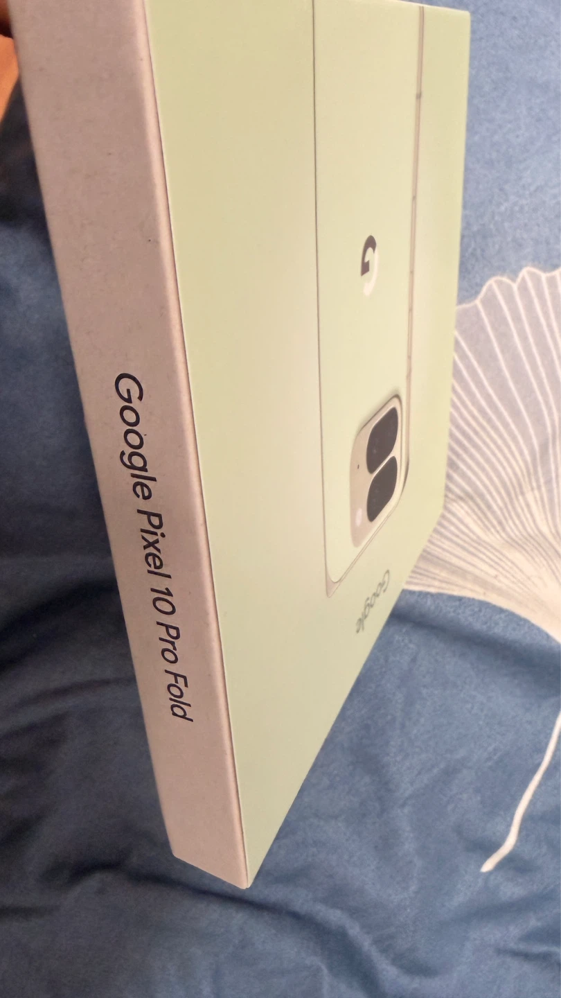 Google Pixel 10 Pro Fold 512 GB  colour JADE - photo 2