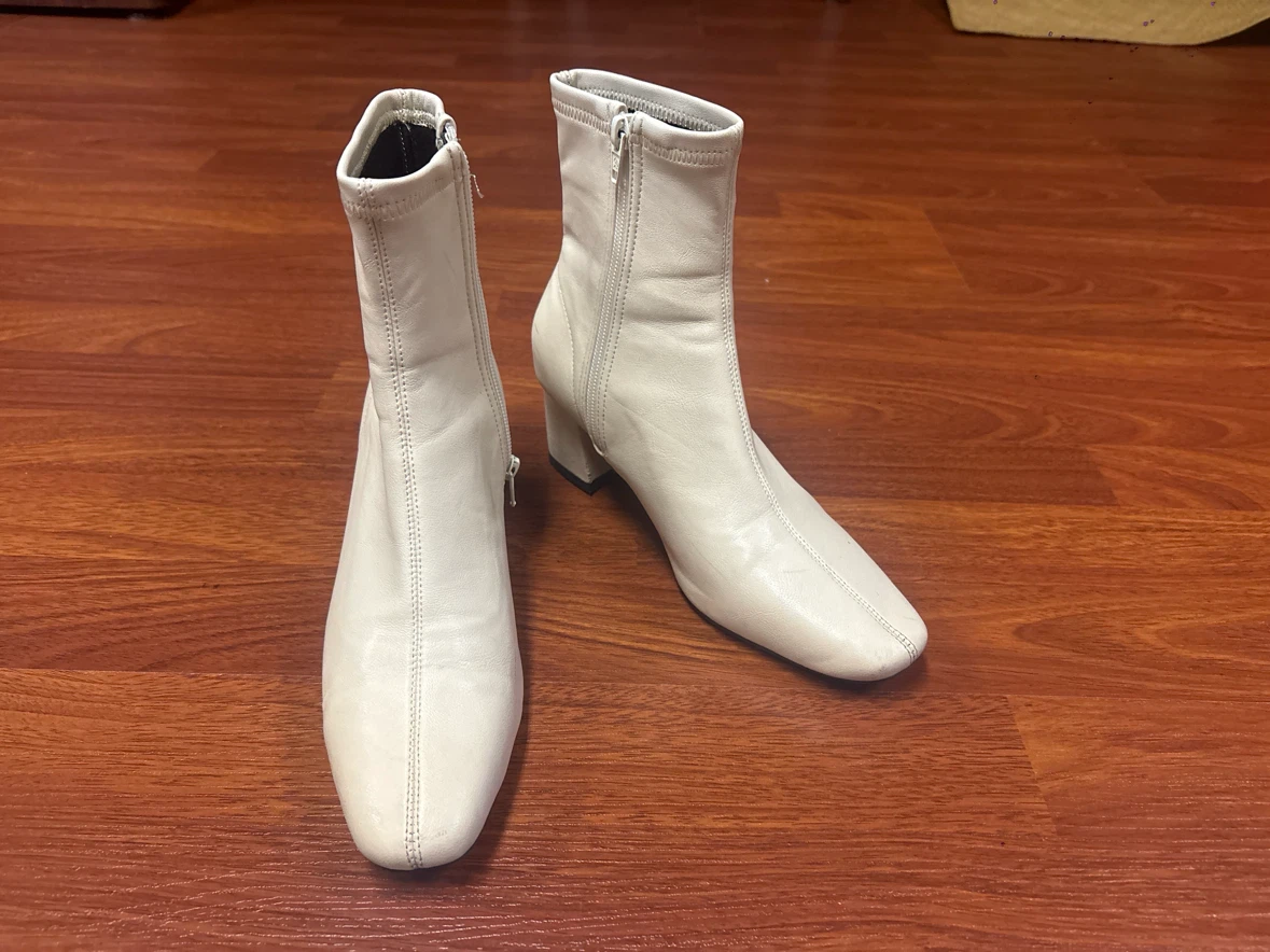 White Ankle Boots with Side Zipper