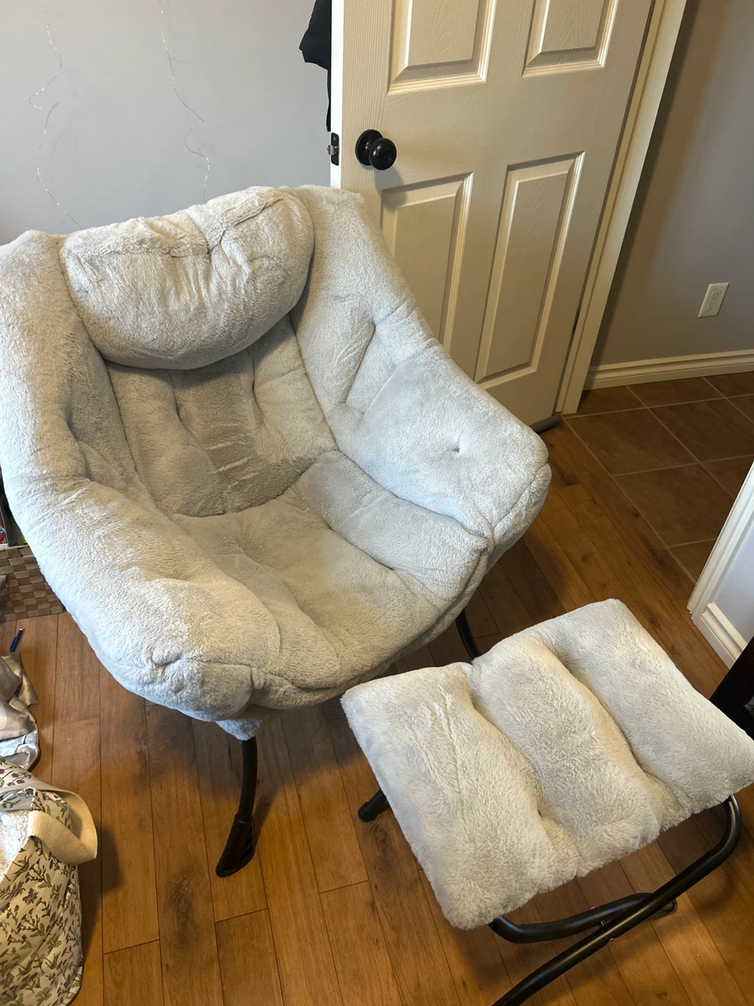 Grey chair + matching footstool