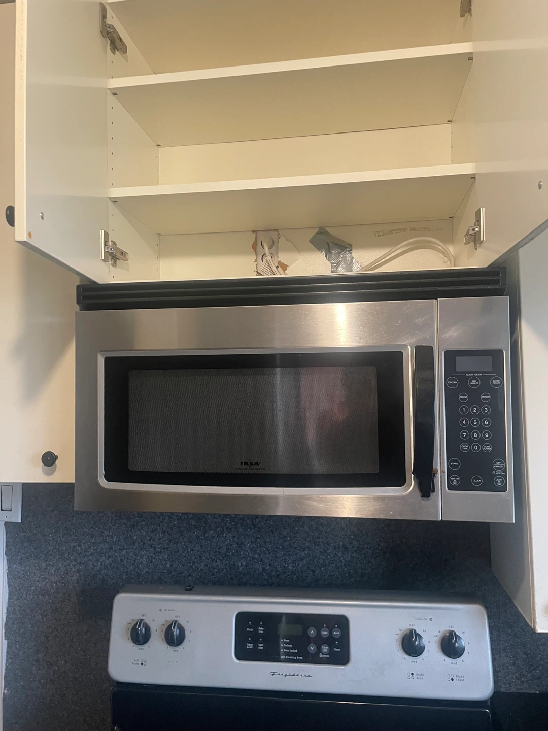 Frigidaire Electric Stove + Ikea Over the range Microwaves - photo 3