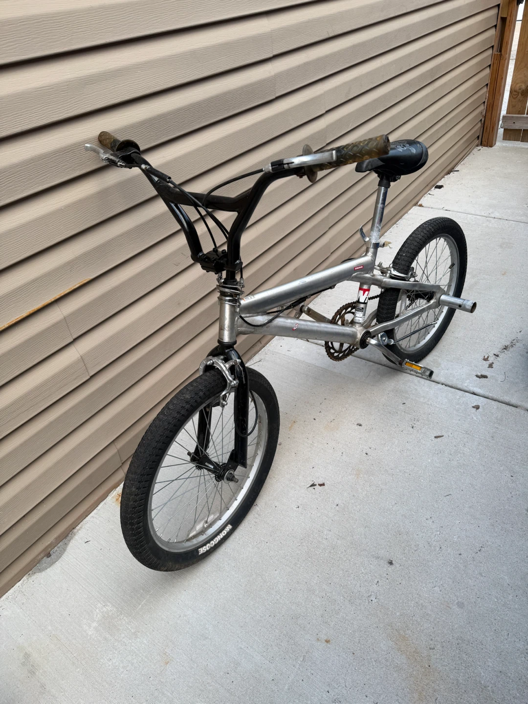 Mongoose ADIO BMX Bike - photo 3