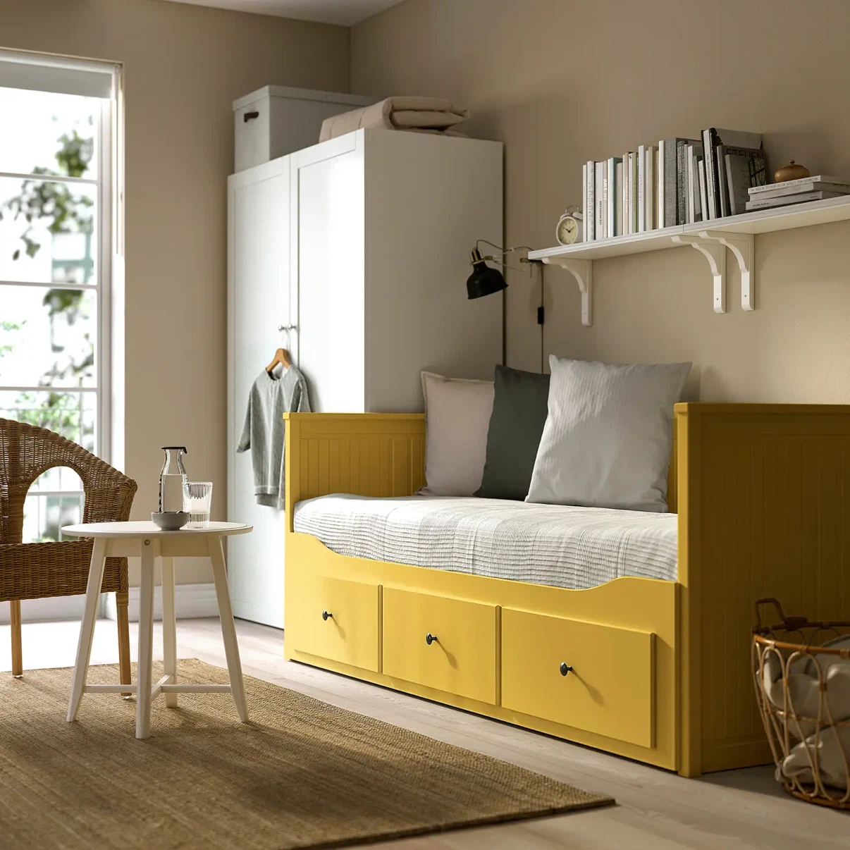 HEMNES Twin/Full Daybed with Storage Drawers - photo 3