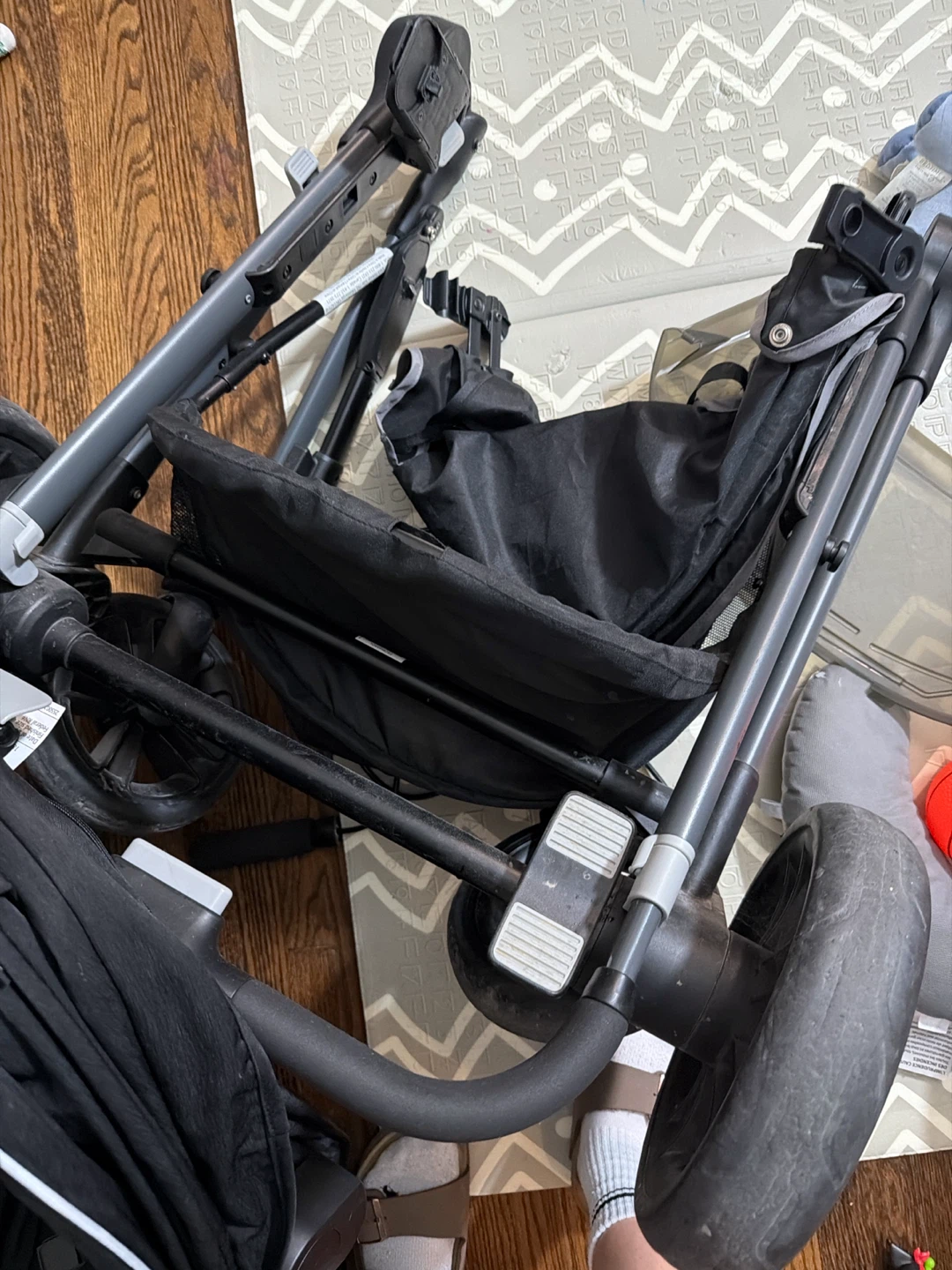 Evenflo Stroller and Car Seat Travel System - photo 3