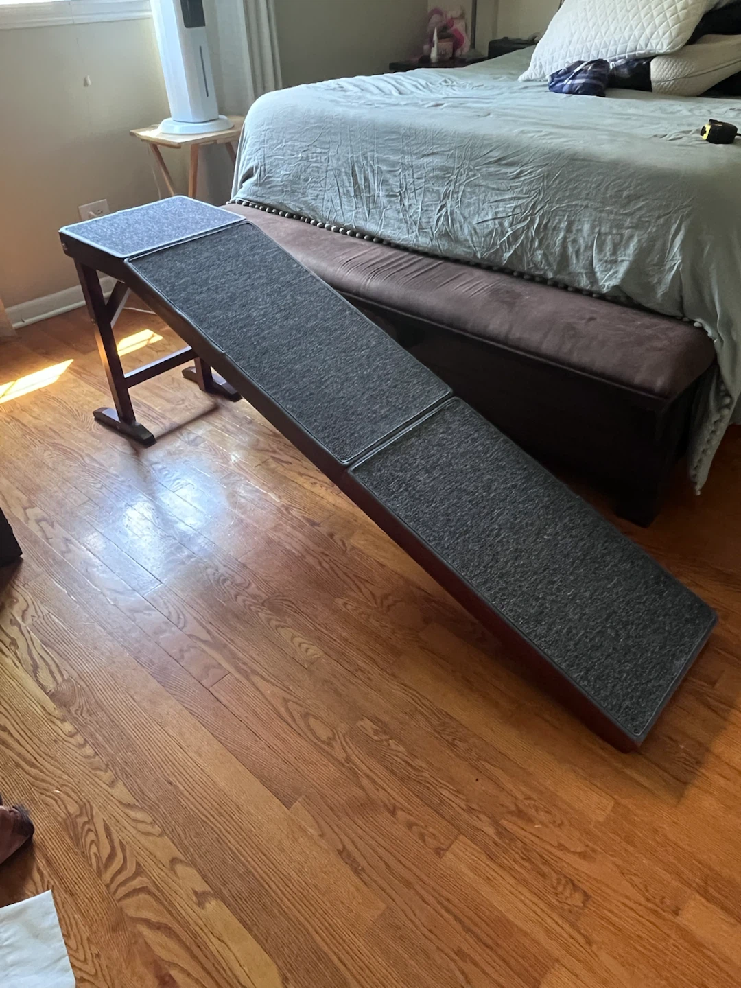 Wooden Carpeted Pet Ramp