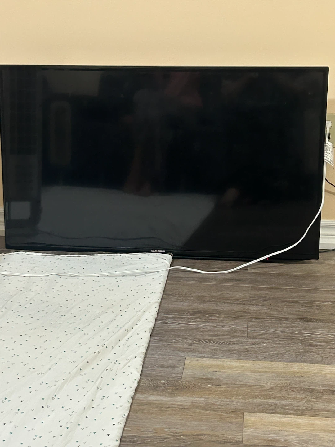 Samsung Flat Screen TV