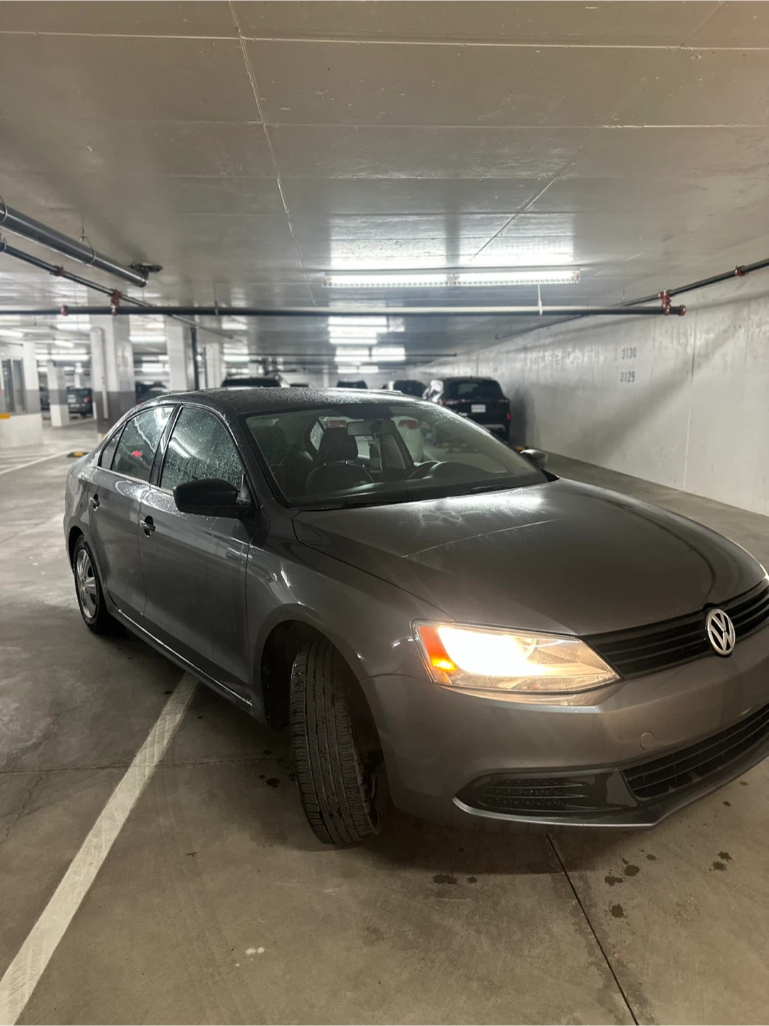 Volkswagen Jetta Sedan - photo 5