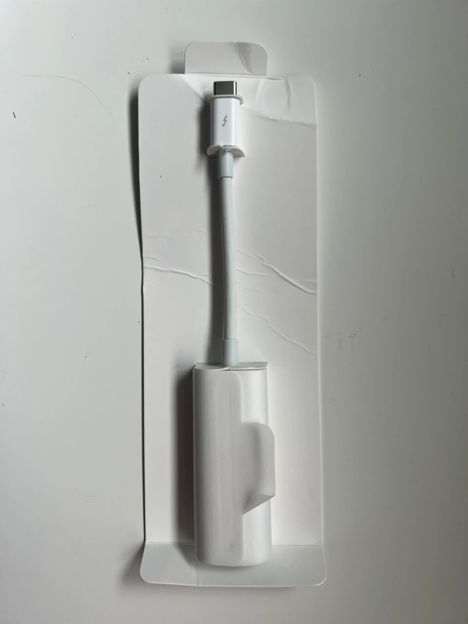 Apple Thunderbolt 3 USB-C to Thunderbolt 2 adapter