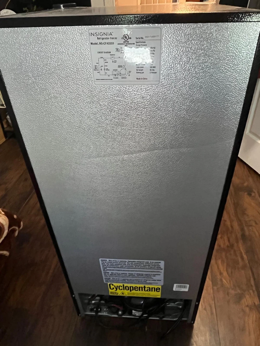 Insignia Refrigerator Freezer NS-CF422SS9 - photo 3