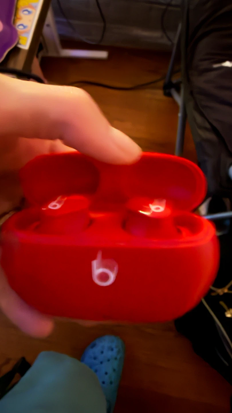 Beats Studio Buds Red