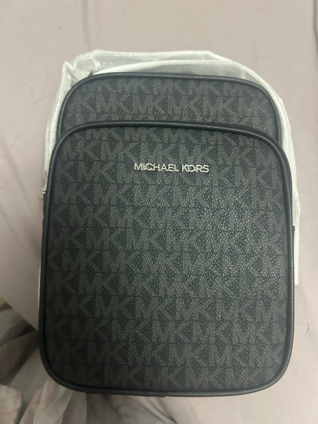 michael kors. bag
