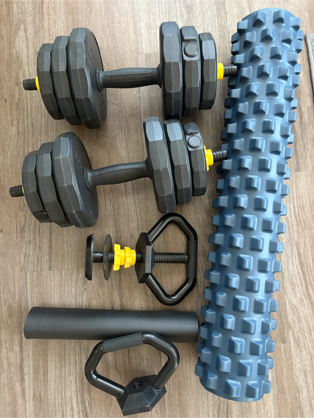 FEIERDUN Adjustable Dumbbells Set with Foam Roller