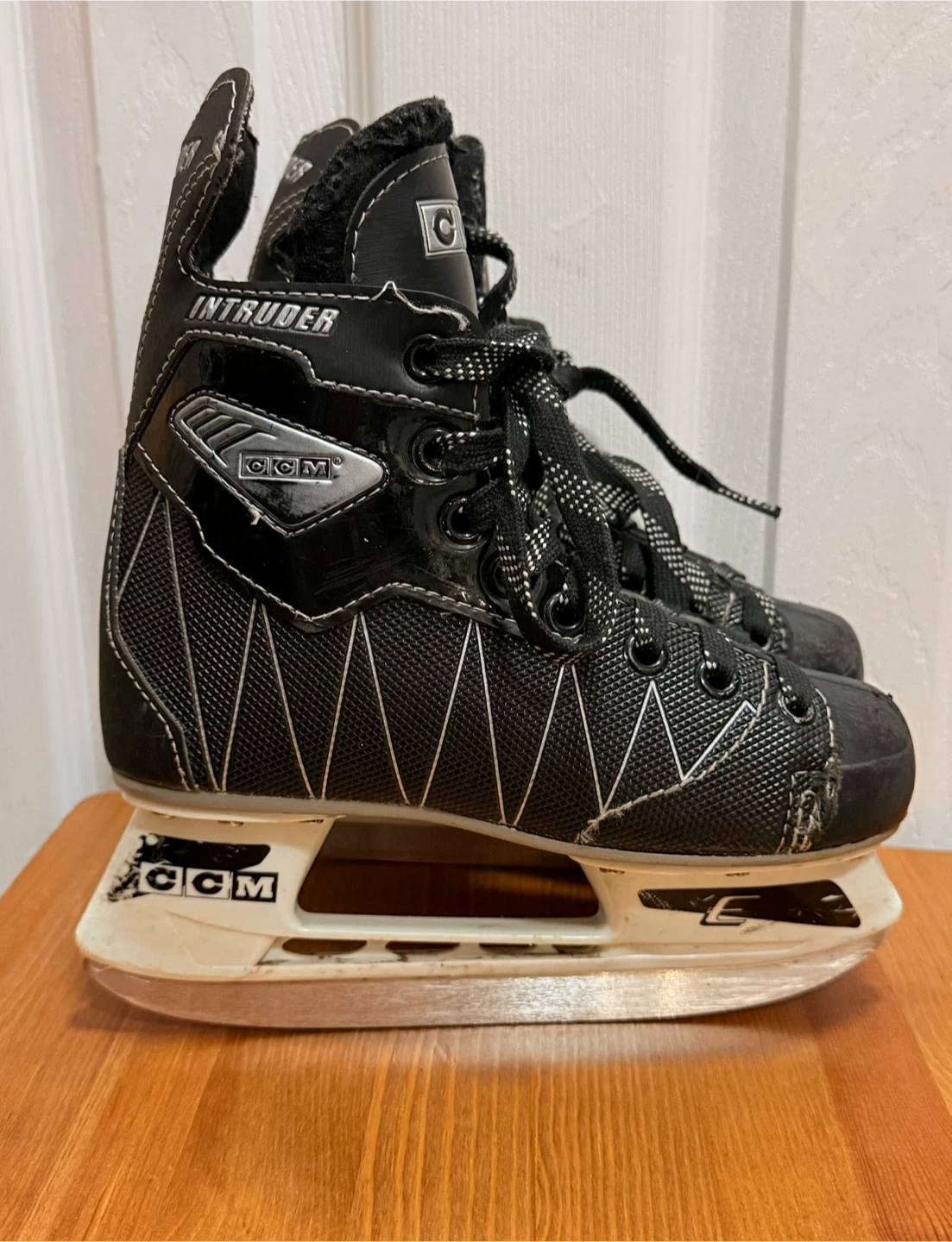 CCM Intruder Hockey Skates