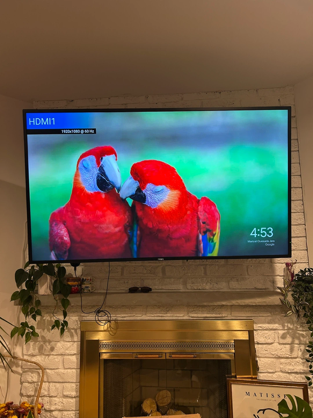 Philips 55BDL4550D - 55" 4K tv with free wall mount