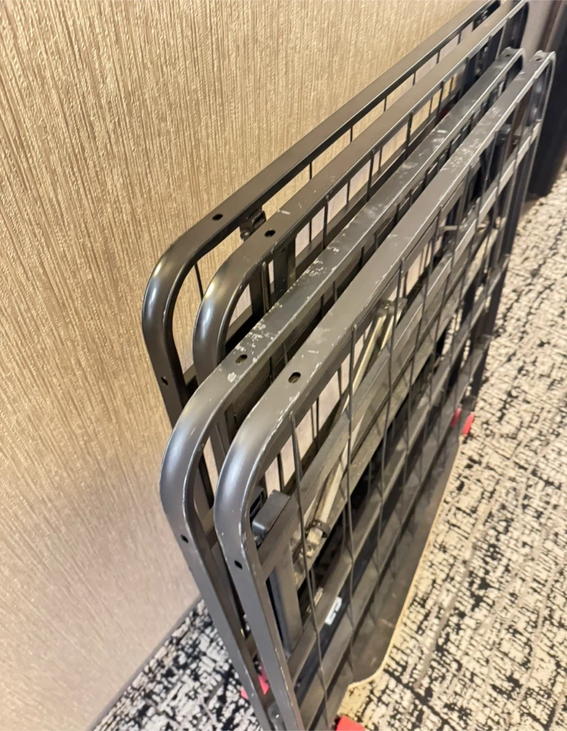 Metal Bed Frame - photo 3