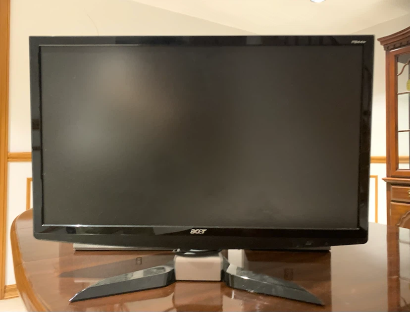 Acer 24" W LCD Monitor P244W