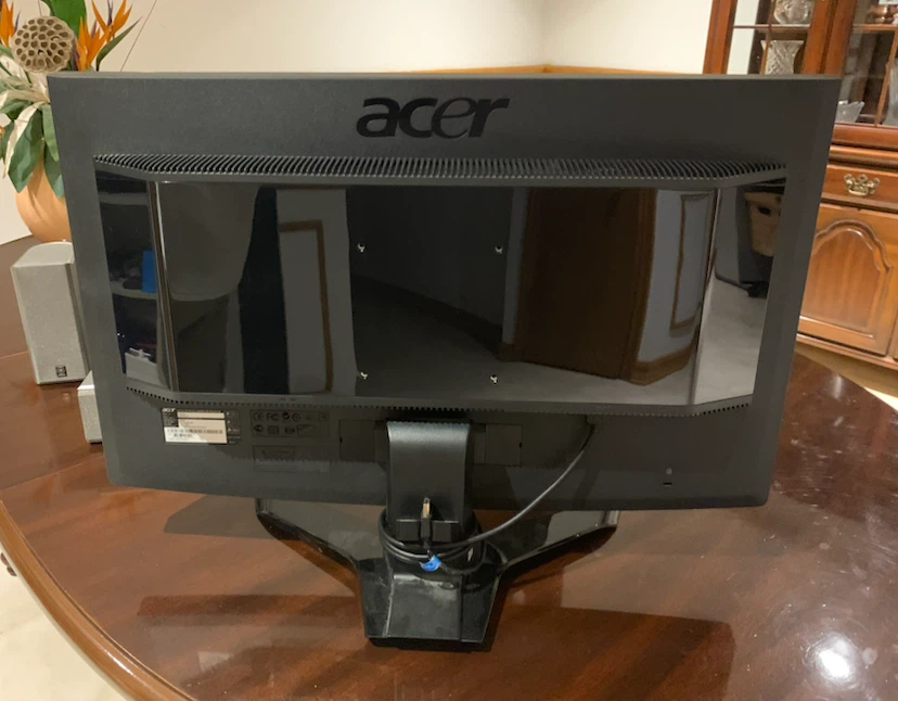 Acer 24" W LCD Monitor P244W - photo 3