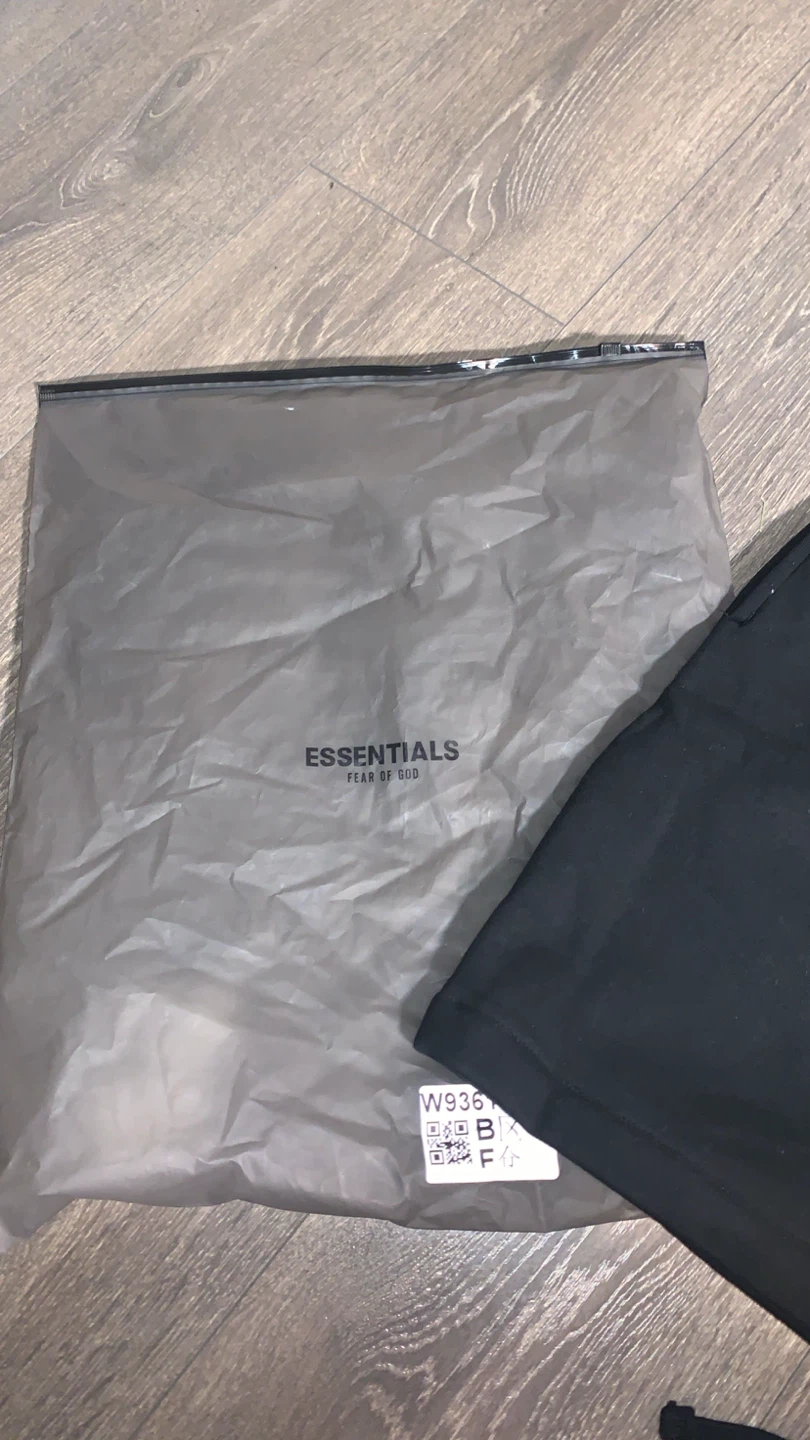 Essentials Fear of God shorts Size L - photo 2