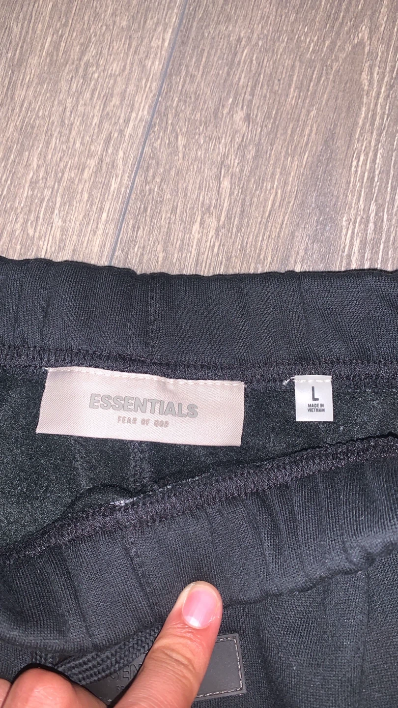 Essentials Fear of God shorts Size L - photo 3