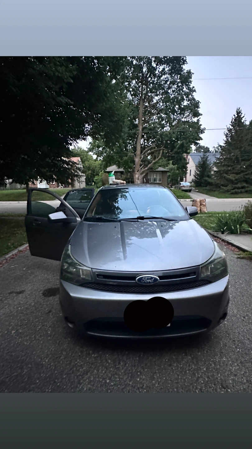 Ford Focus - photo 2