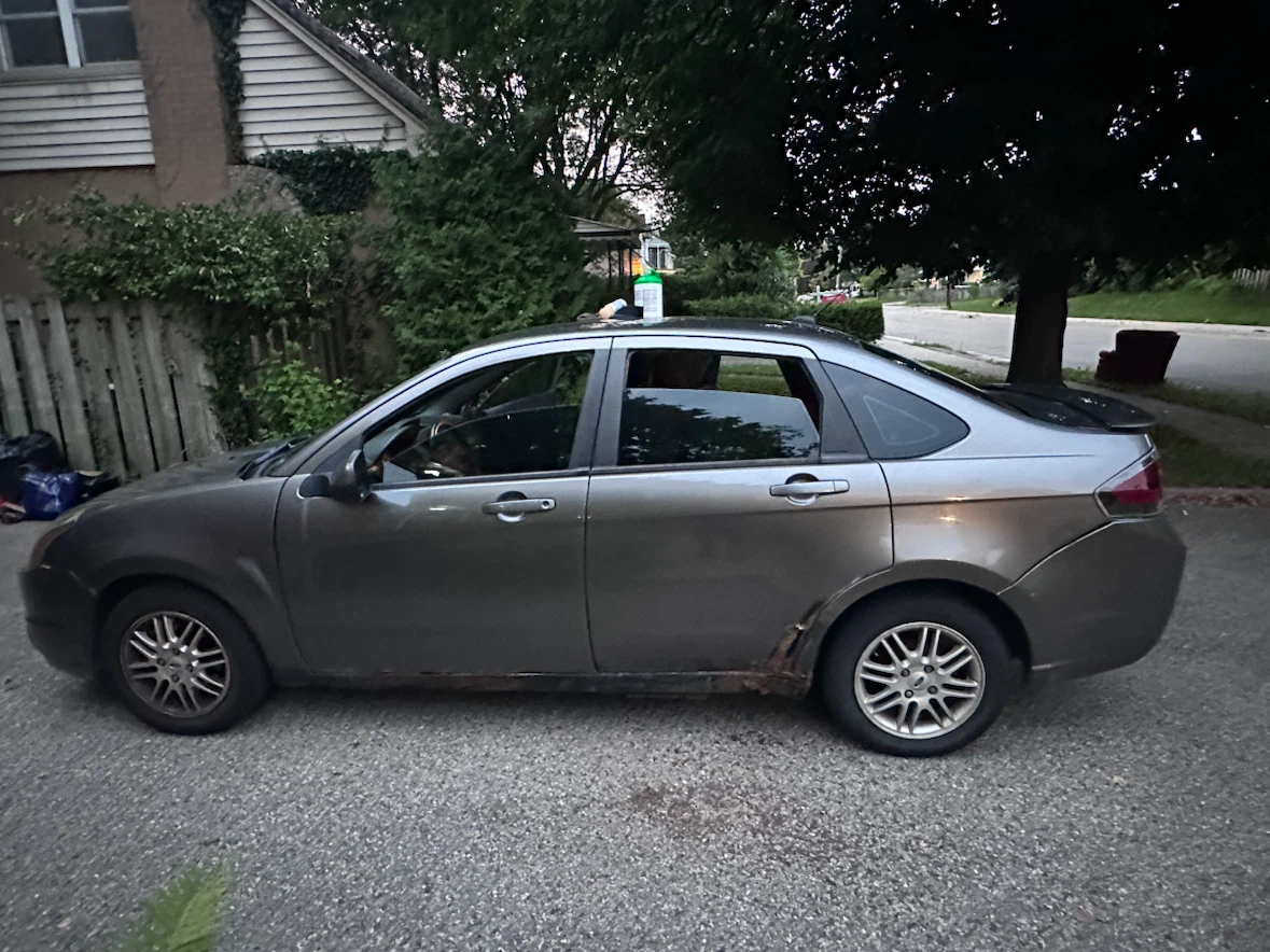 Ford Focus - photo 3