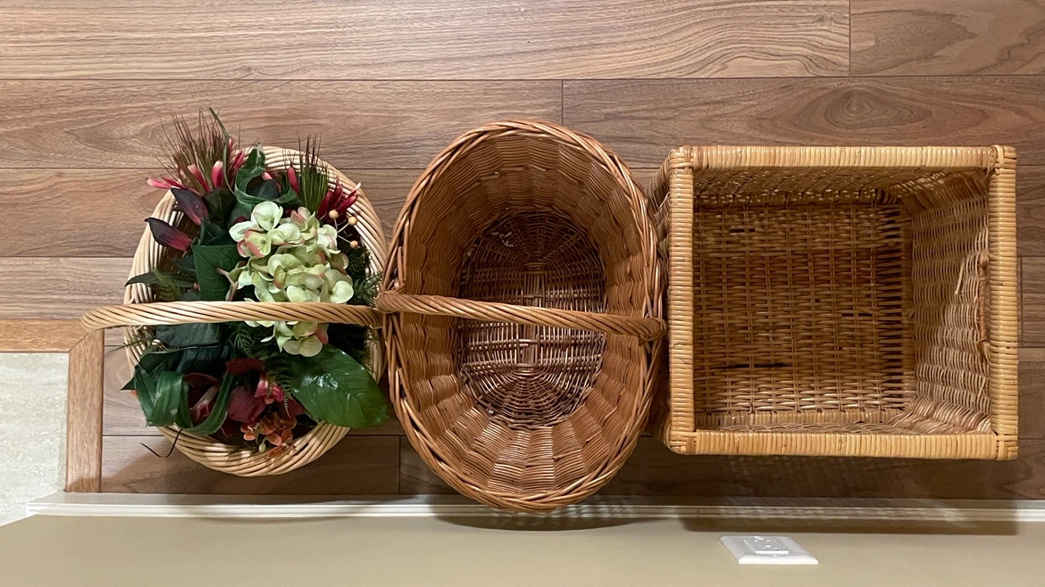 3 Wicker Baskets - photo 2