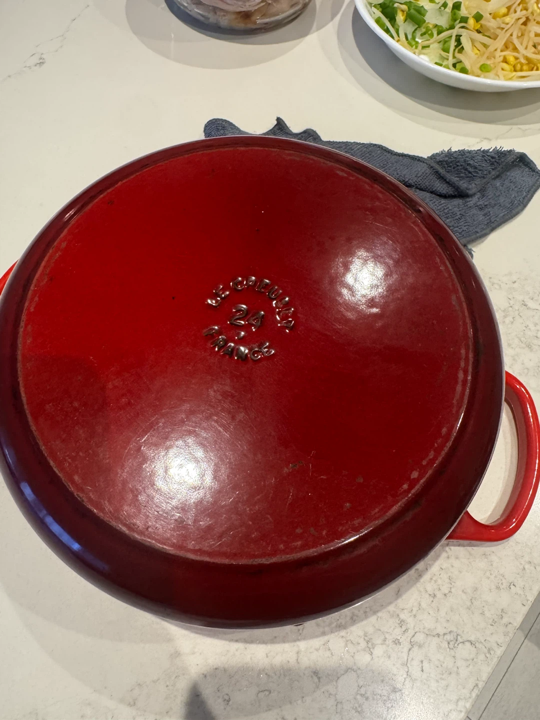 Le Creuset Cast Iron Dutch Oven - photo 5