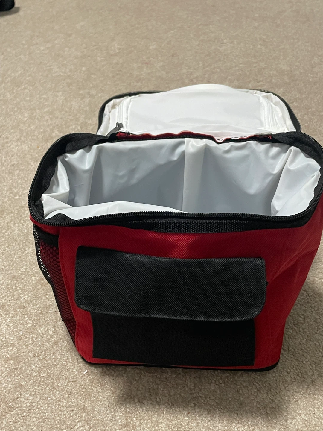 Red Insulated Lunch Bag - photo 2