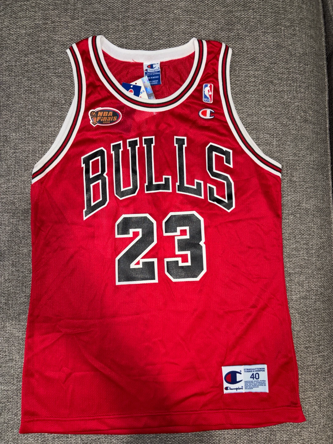 NEW Vintage 1998 Michael Jordan Bulls #23 Champion Jersey