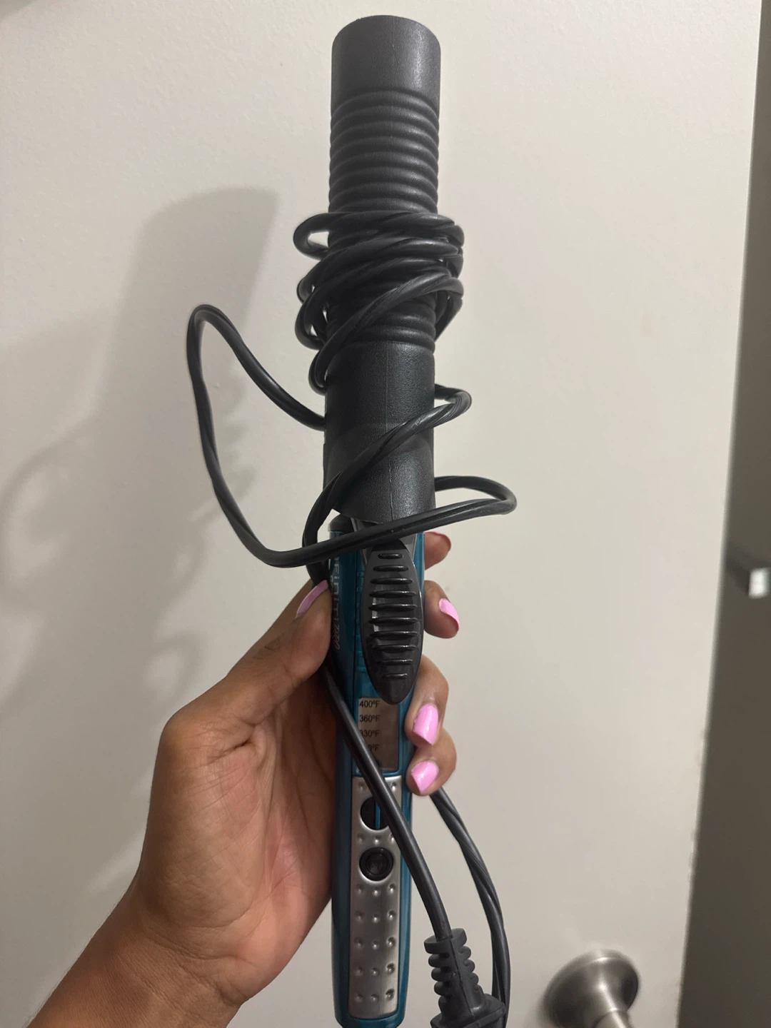 Conair InfinitiPRO Curling Wand - photo 2