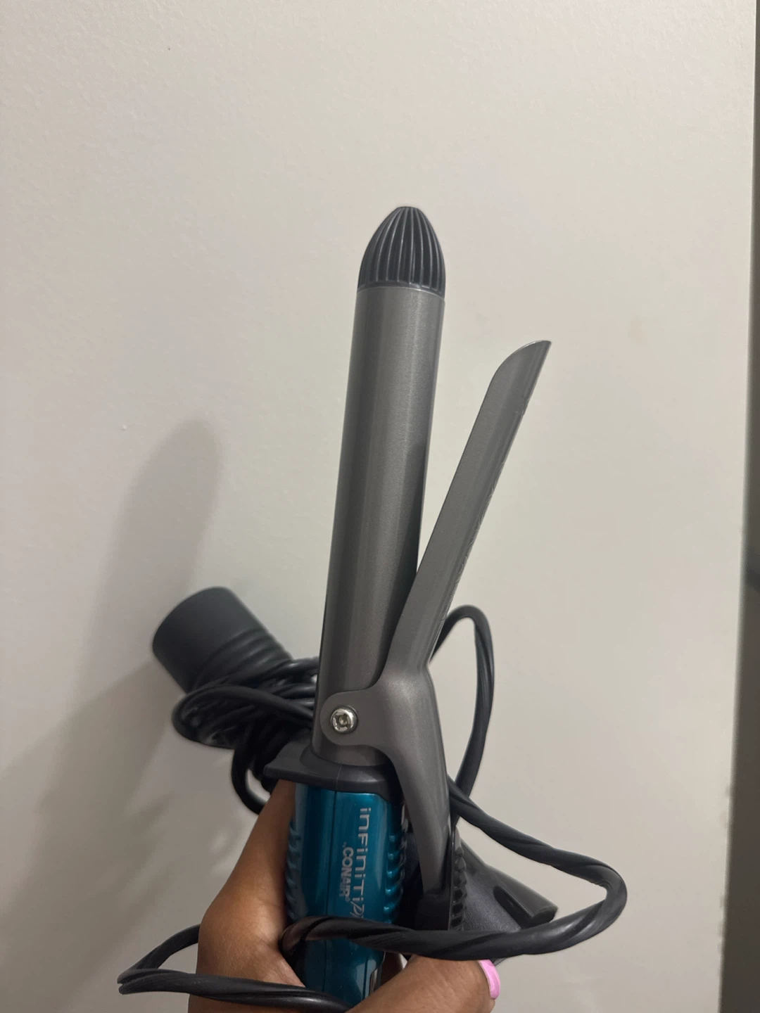 Conair InfinitiPRO Curling Wand - photo 4