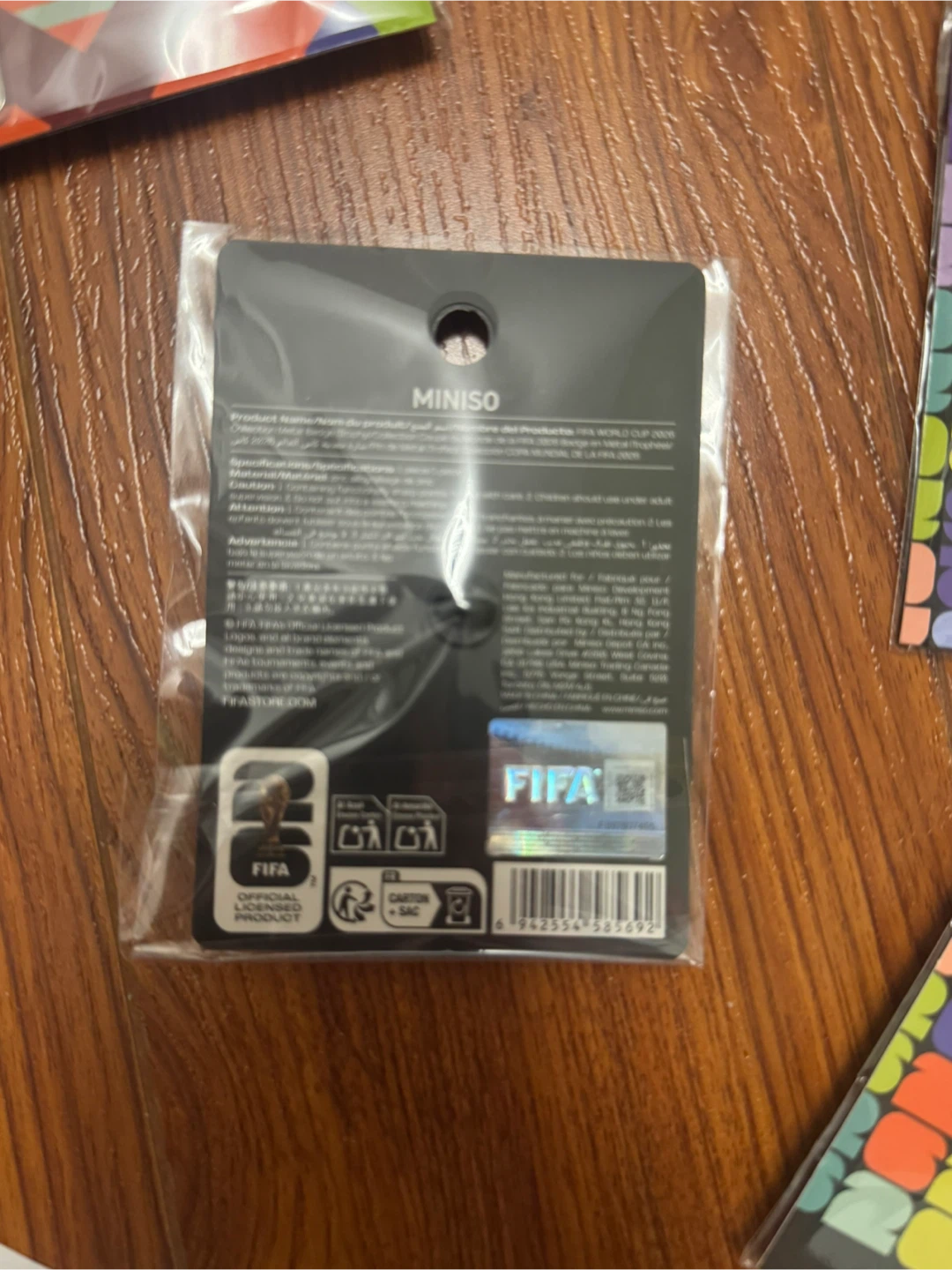FIFA Metal Badge Pin (Miniso) - photo 2
