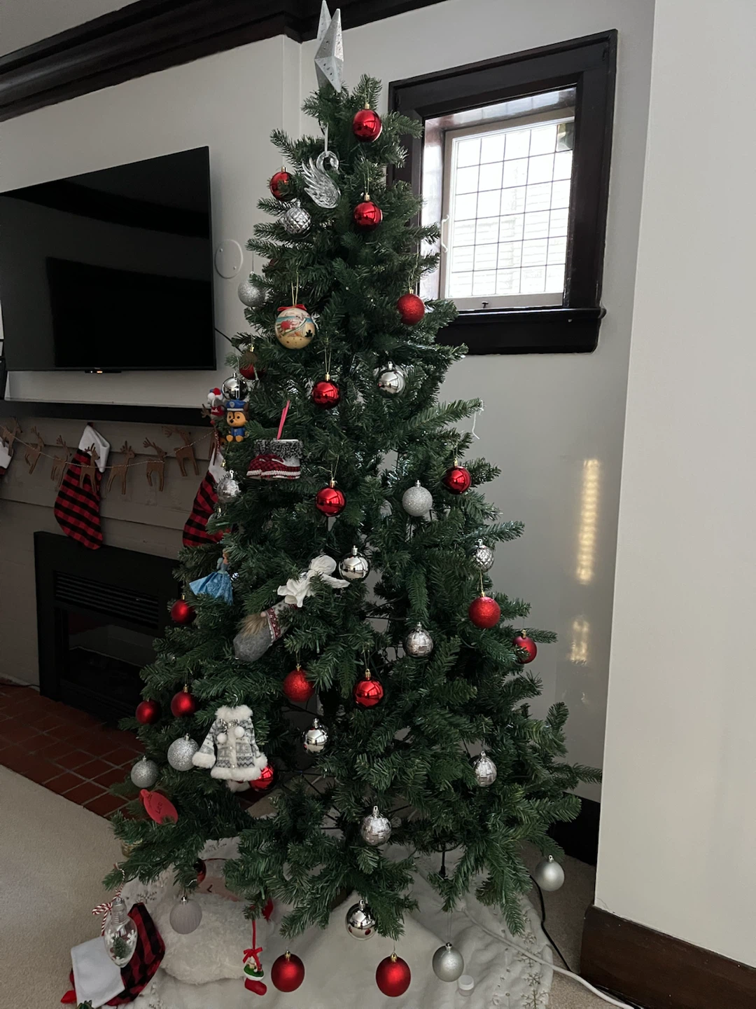 NOMA 7' Pre-Lit Brunswick Artificial Christmas Tree - Indoor