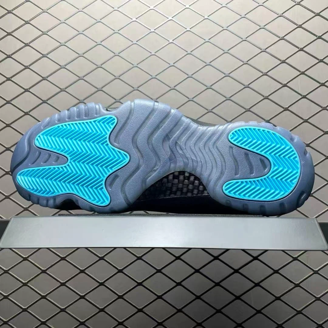 Jordan 11 "Space Jam" Men's Sneakers - photo 4