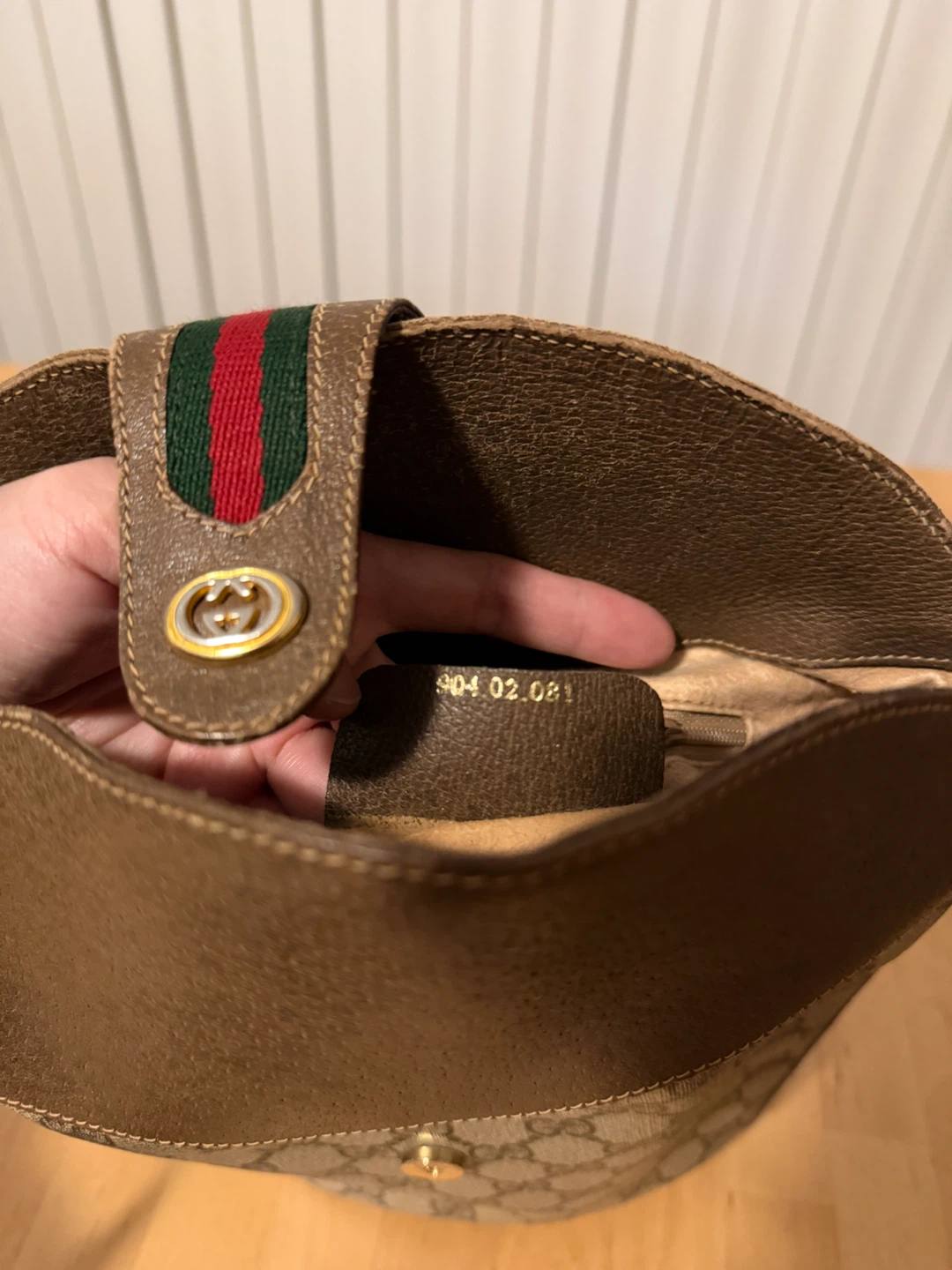 VINTAGE Gucci Sherry Line Bucket Shoulder Bag - photo 2