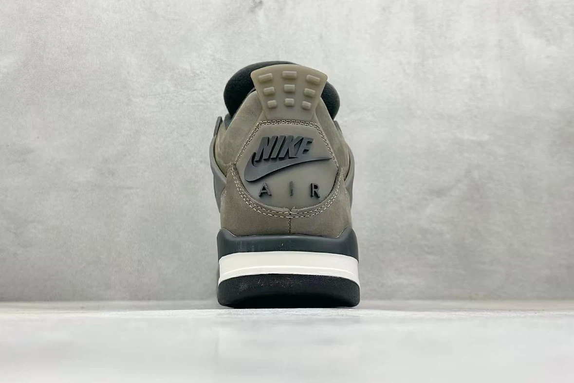 Nike Air Jordan 4 Retro SE - photo 3