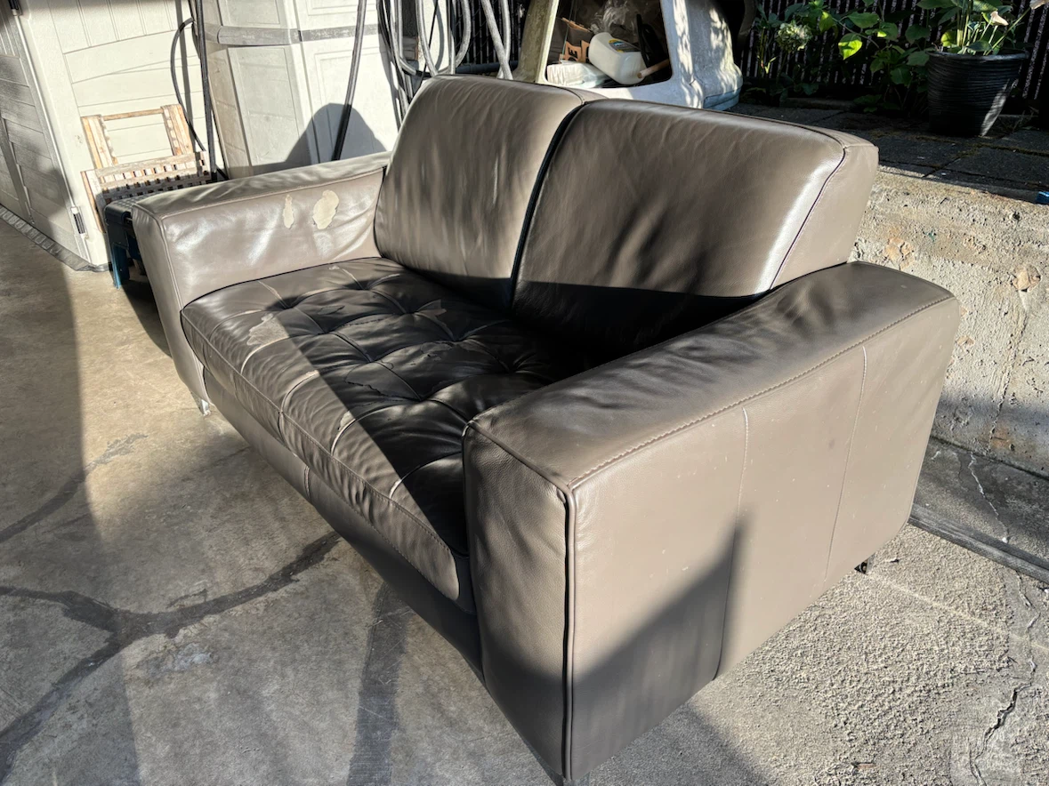 Free Sofa - photo 2