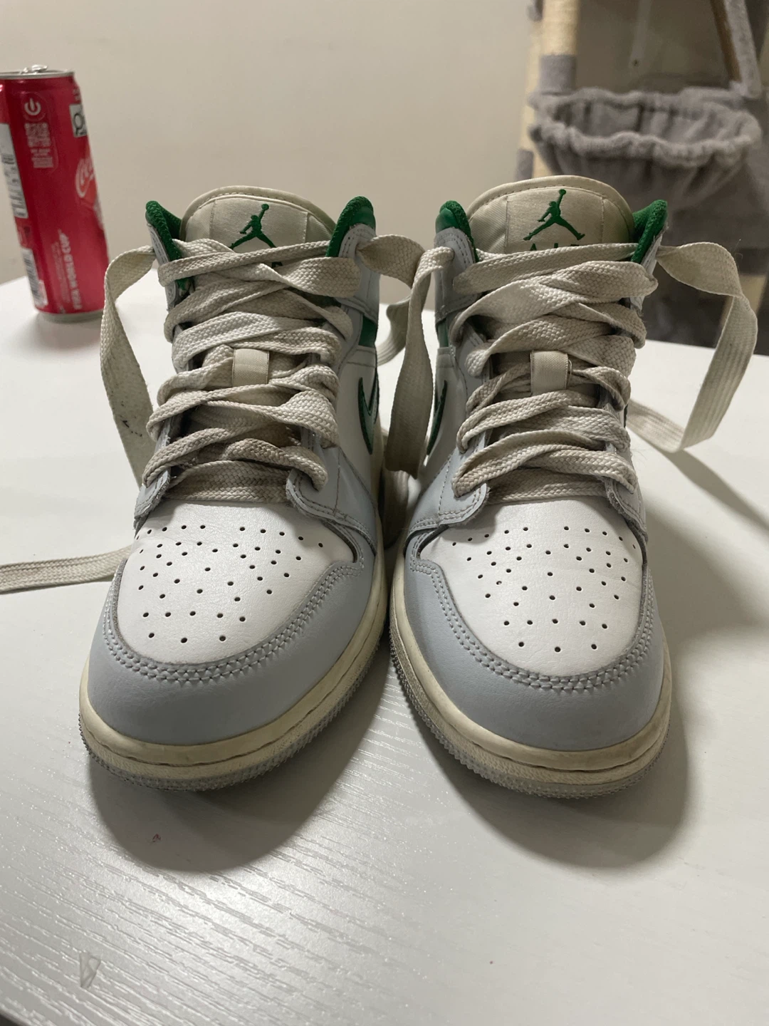 Nike Air Jordan 1 Mid SE Sneakers
