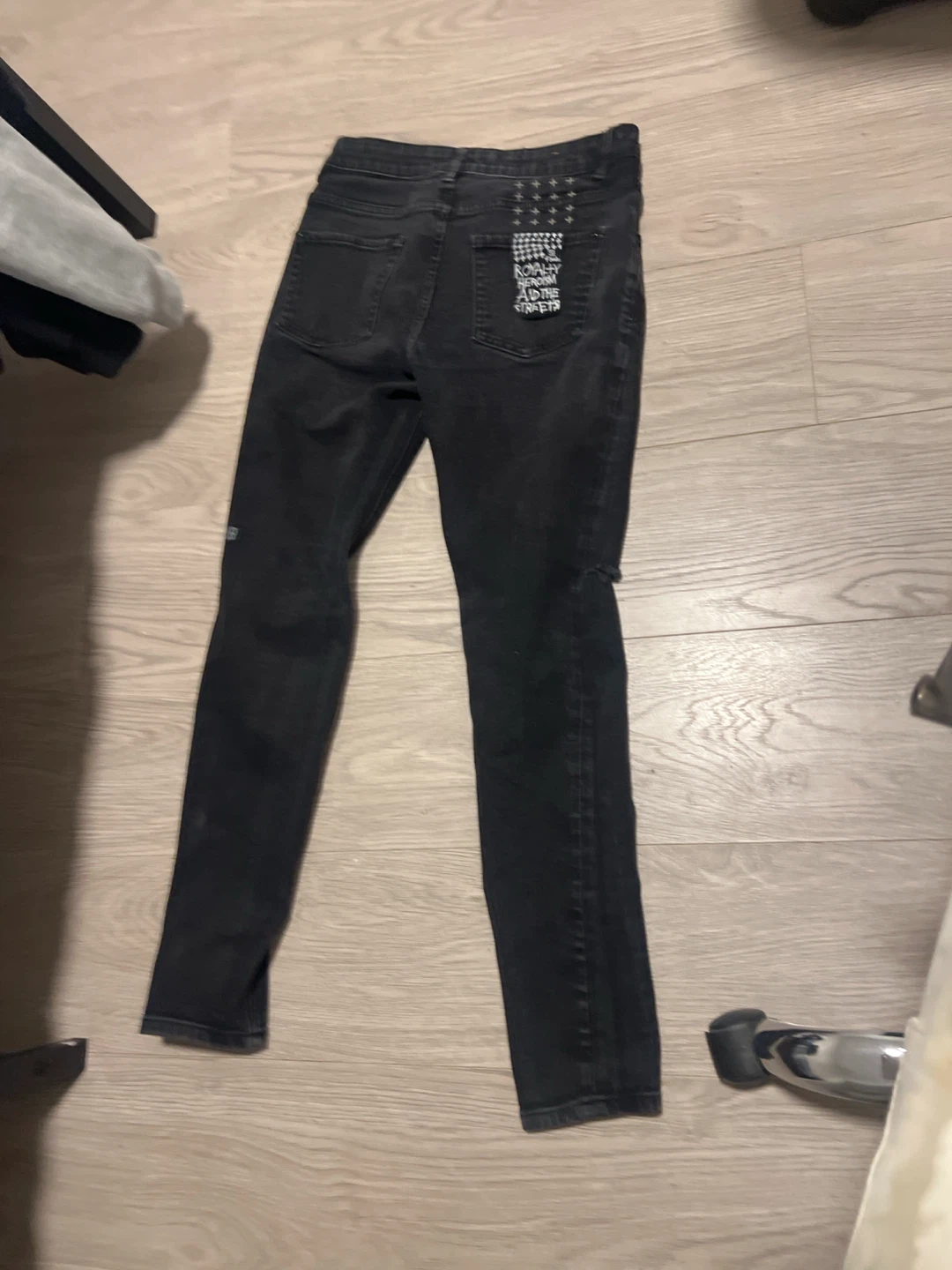 Tsubi Black Denim Jeans with Distressed Knees