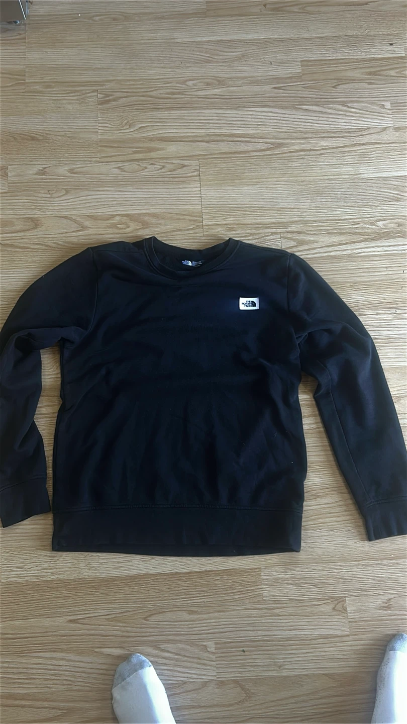The North Face Black Crewneck Sweatshirt M