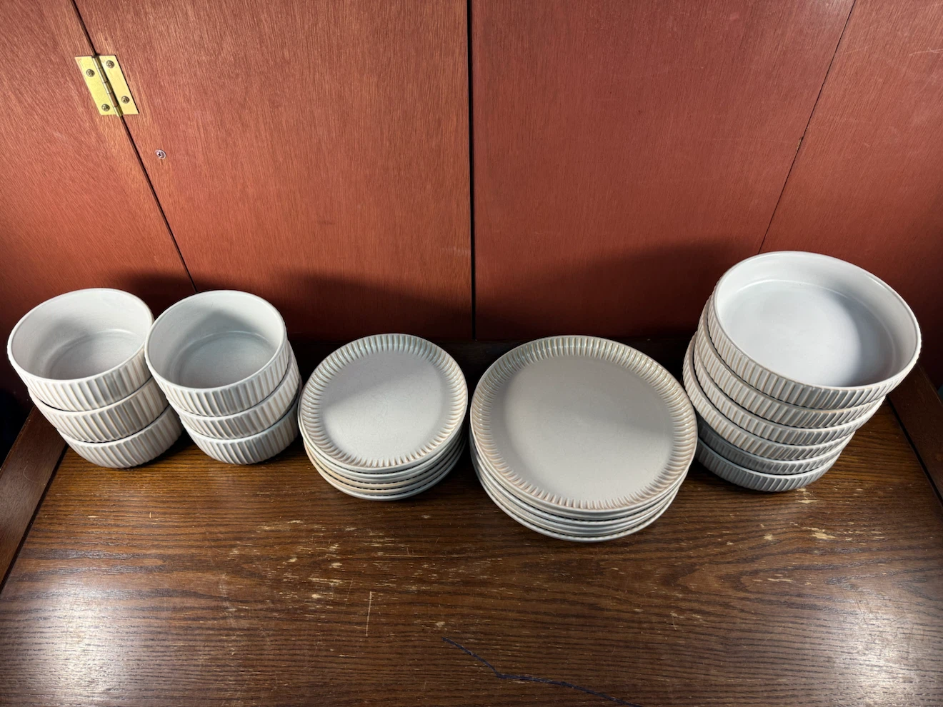 Maison Neuve Windsor Stoneware Dinnerware Set, 24-piece - photo 2