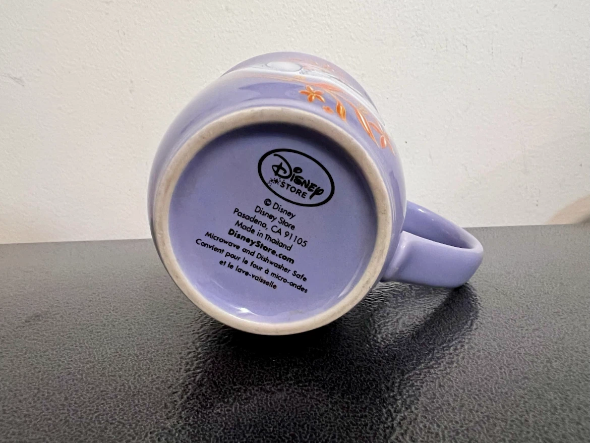 Disney Store Snow White Ceramic Mug – Rare 2005 Collectible - photo 3