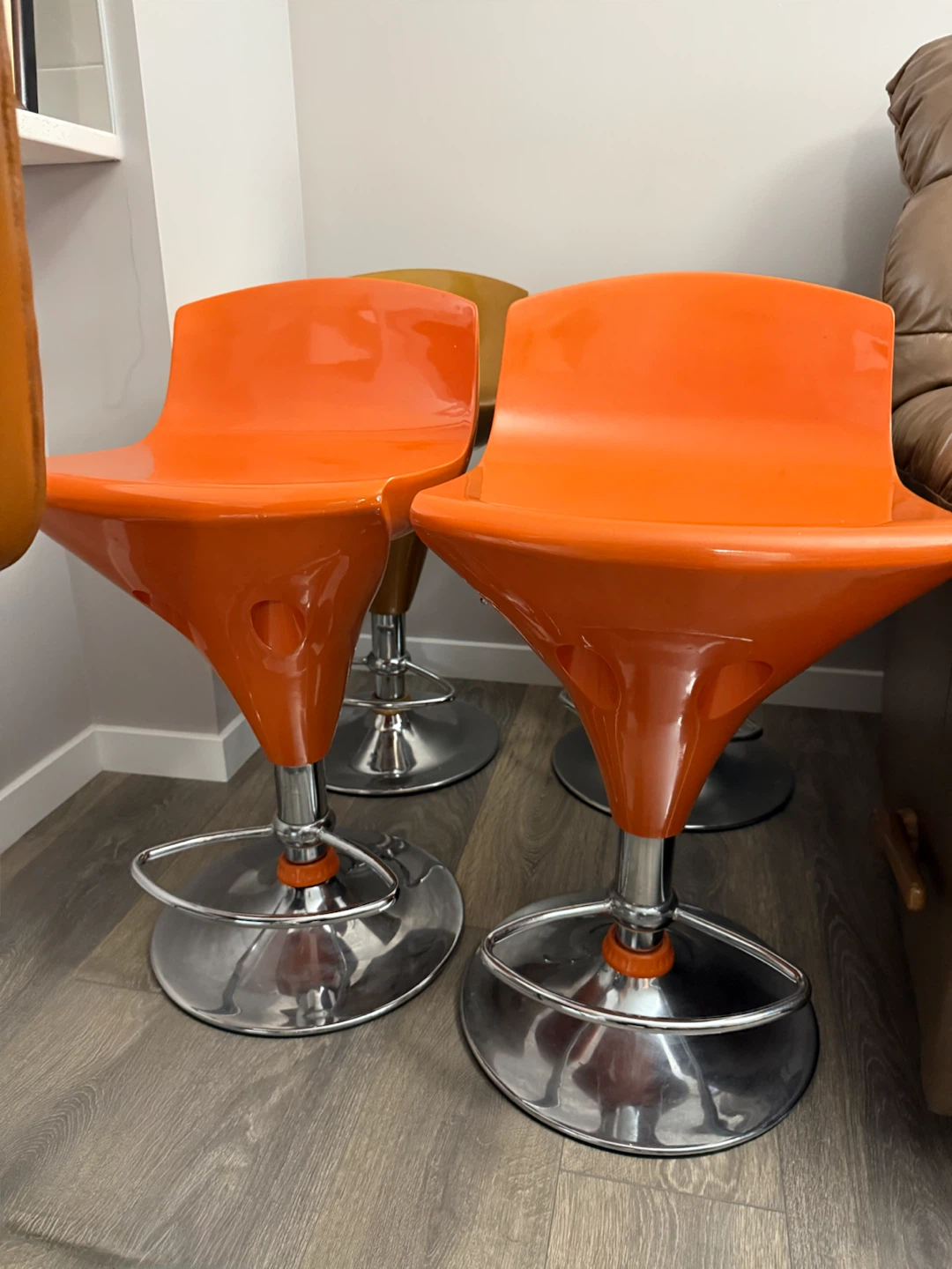 Set of 4 Adjustable Swivel Bar Stools - Orange & Gold - photo 2