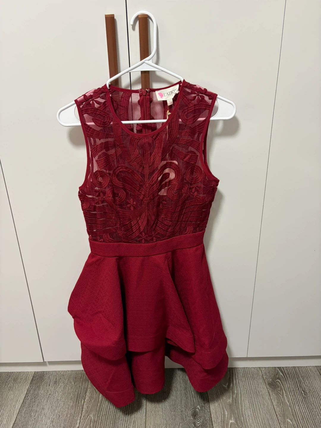 L'ATISTE BY RICKY SINGH Burgundy Lace Dress Size S