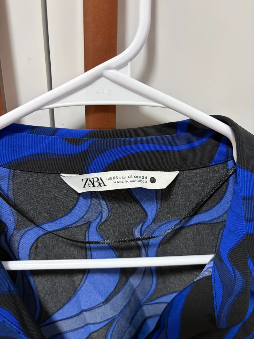 Zara Blue and Black Swirl Print Long Sleeve Blouse - photo 3