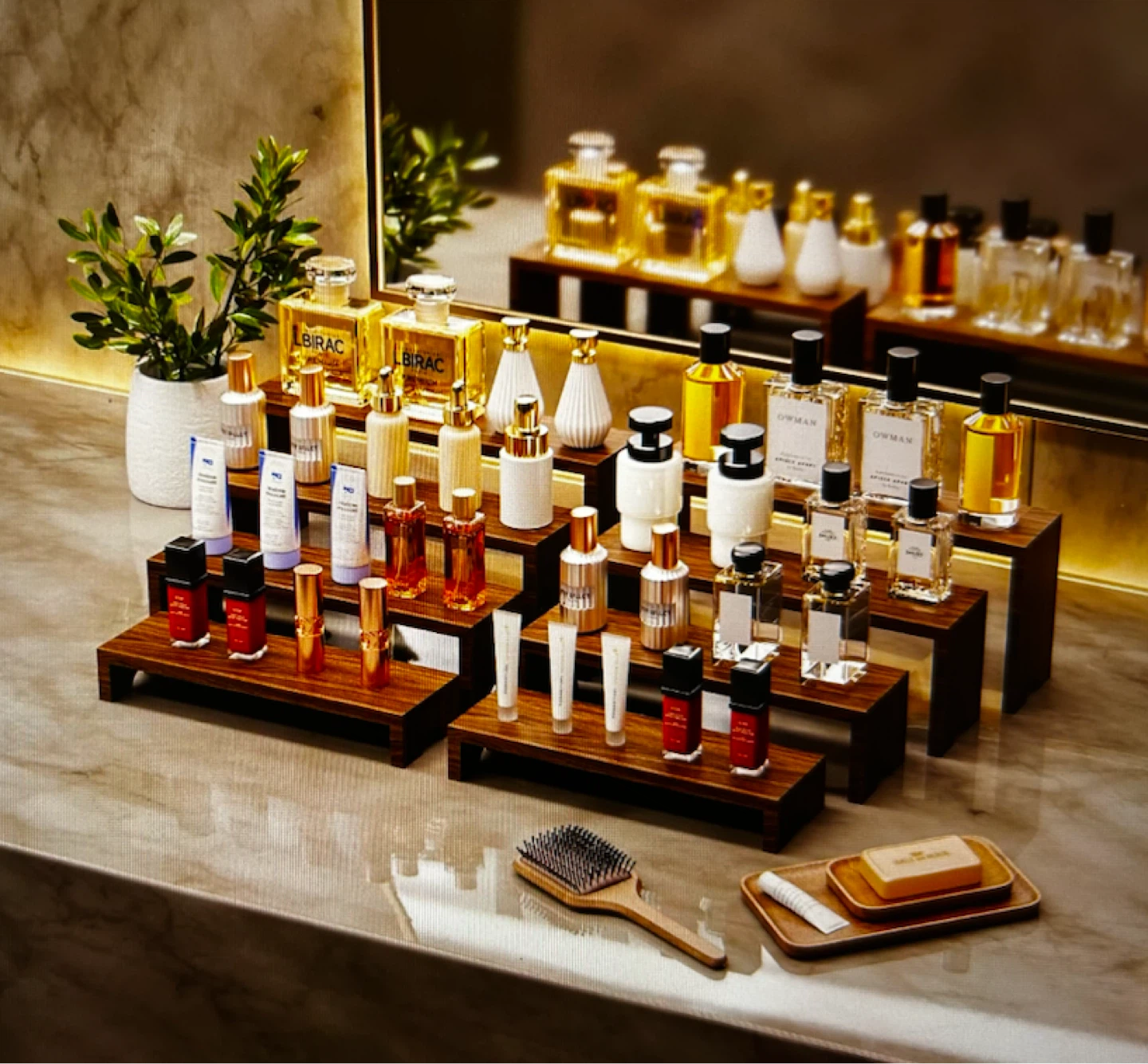 Display Risers / Wooden 4-tier Stands - photo 5