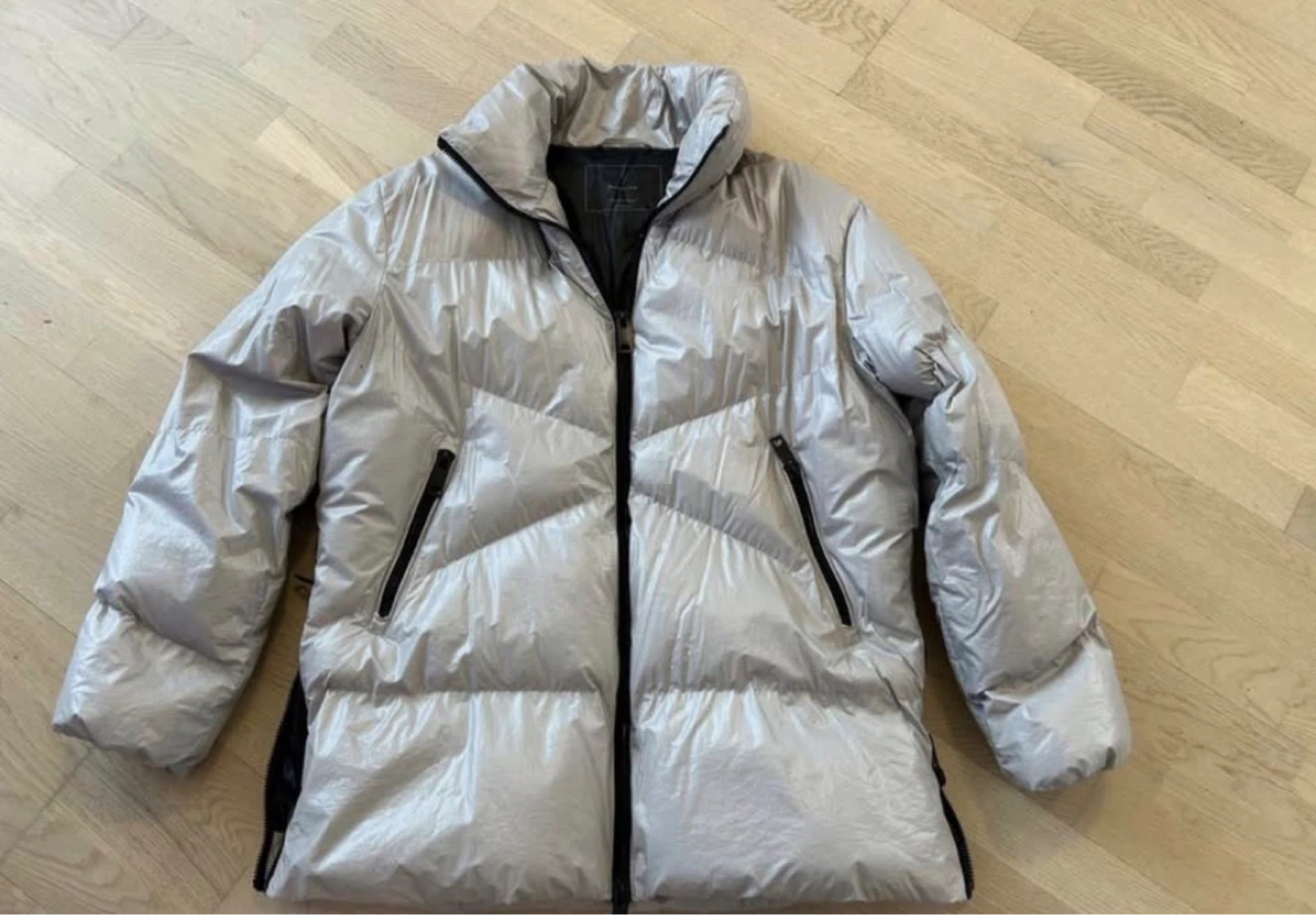 Massimo Dutti Puffer Jacket - Silver - Size S