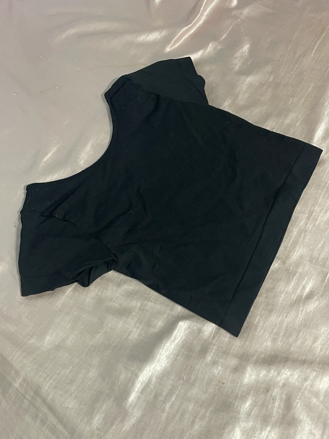 Black Cropped T-Shirt - photo 2