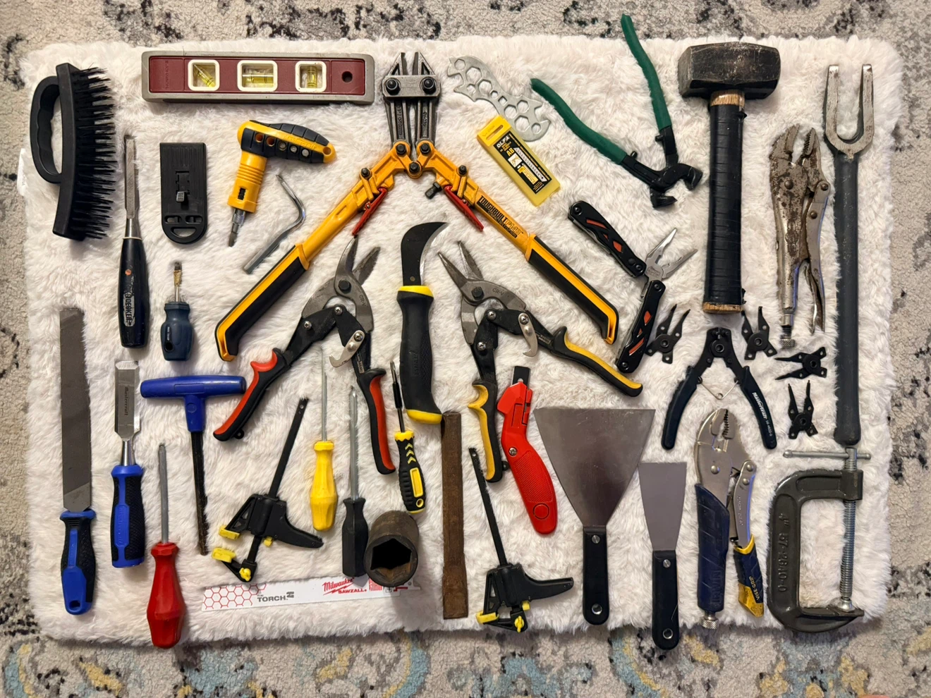 ASSORTED HAND TOOLS LOT – C$100