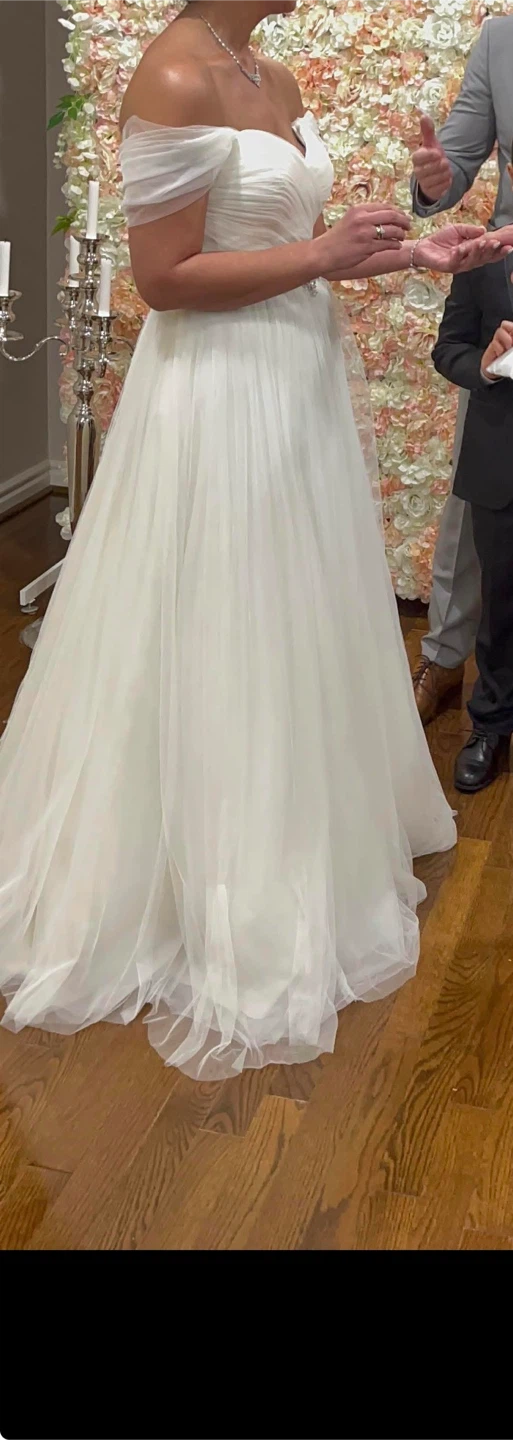 Off-the-shoulder Wedding Dress - photo 5